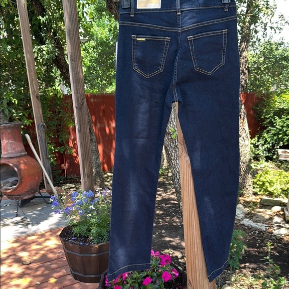 Michael Kors Selma BootCut Jeans Size 4 - Picture 2 of 4